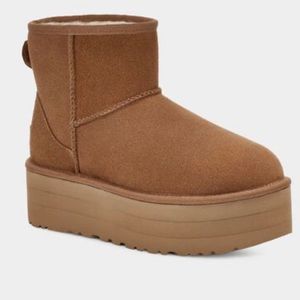 UGG Platform Mini